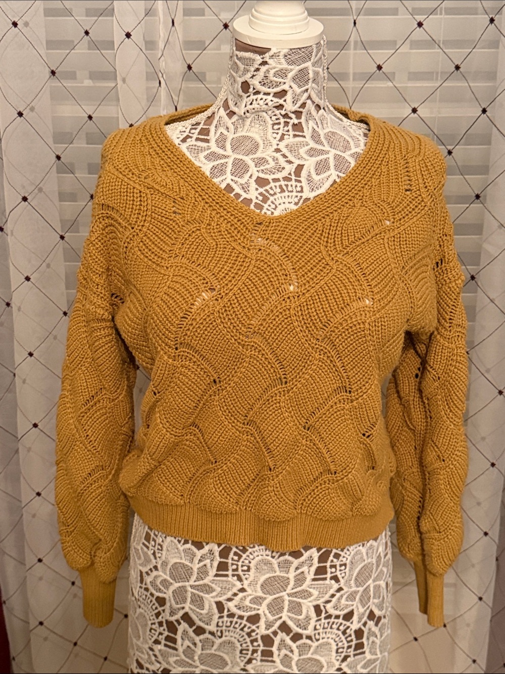 Mustard Cable Knit Moon & Madison V‑Neck Sweater for Women (34)